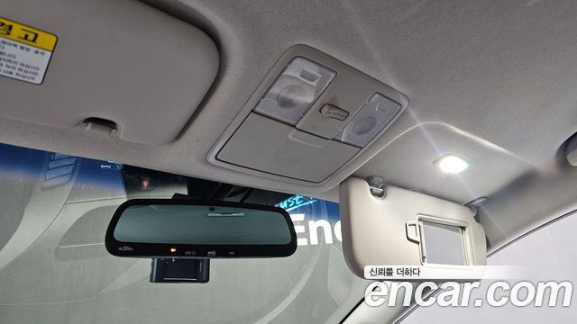 Kia K3 2016 — photo 18