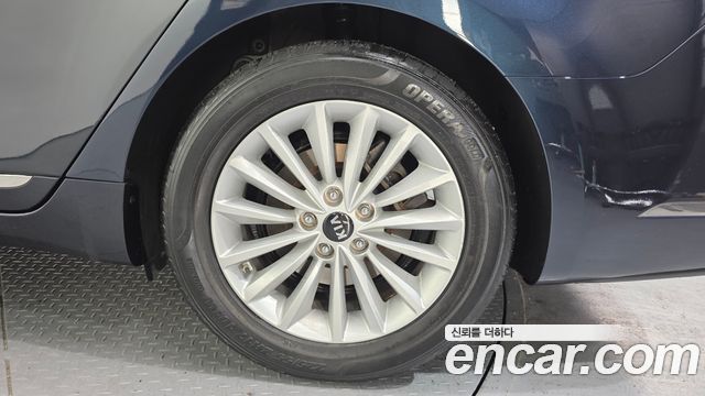 Kia K7 2019 — photo 5