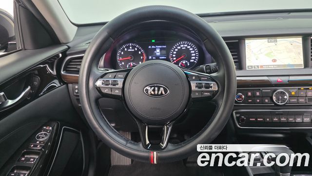 Kia K7 2019 — photo 14