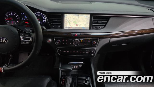 Kia K7 2019 — photo 15