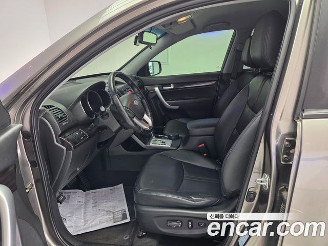 Kia Sorento 2010 — photo 10