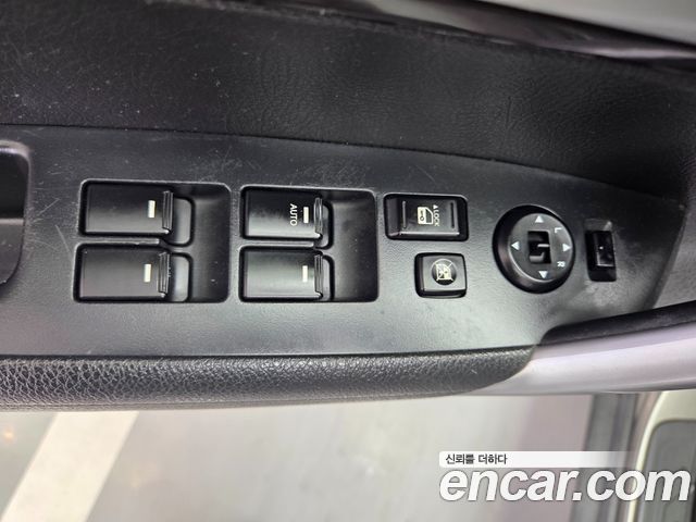 Kia Sorento 2010 — photo 11