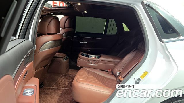 Genesis G90 2023 — photo 12