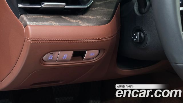 Genesis G90 2023 — photo 14