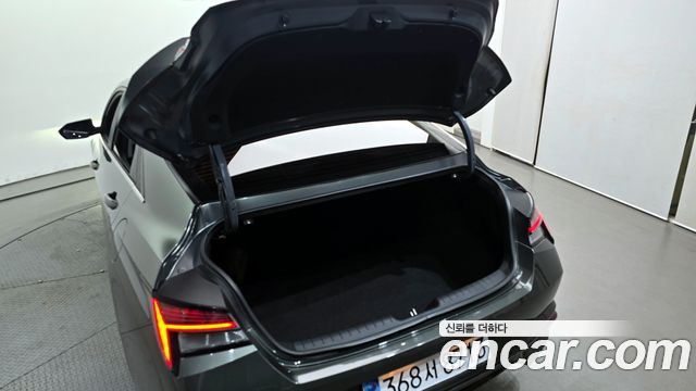 Hyundai AVANTE 2021 — photo 20