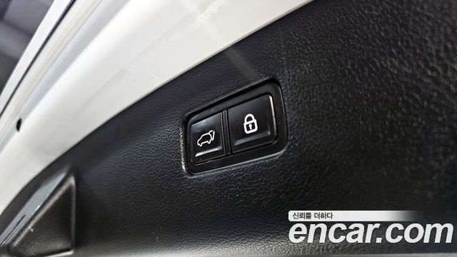 Genesis GV80 2020 — photo 18