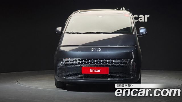 Hyundai Staria 2022 — photo 3