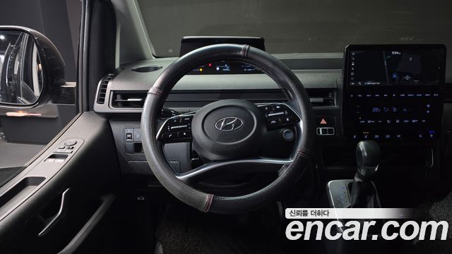 Hyundai Staria 2022 — photo 14
