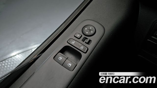 Hyundai Staria 2022 — photo 18