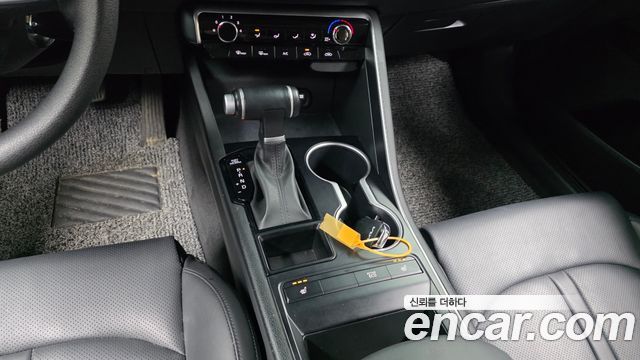 Kia K5 2023 — photo 9