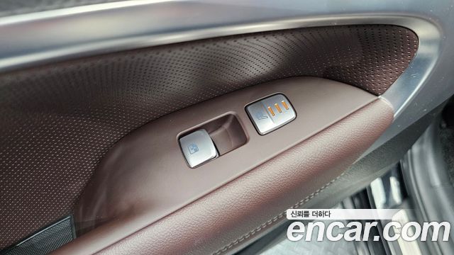 Genesis G70 2021 — photo 18