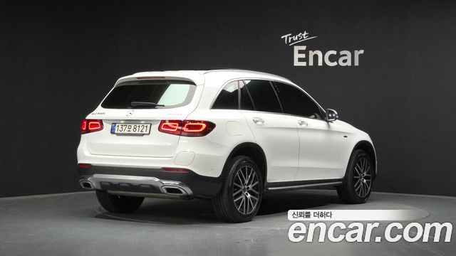 Mercedes-Benz GLC-Class 2021 — photo 2
