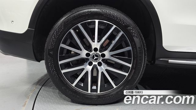 Mercedes-Benz GLC-Class 2021 — photo 5