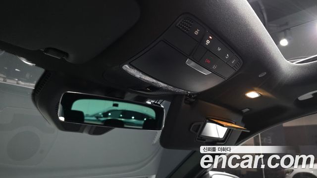 Mercedes-Benz GLC-Class 2021 — photo 19