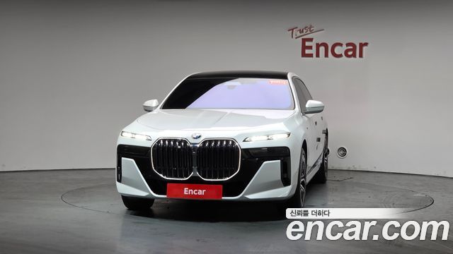 BMW 7-Series 2024 — photo 3