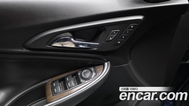 Chevrolet Korea Malibu 2018 — photo 17