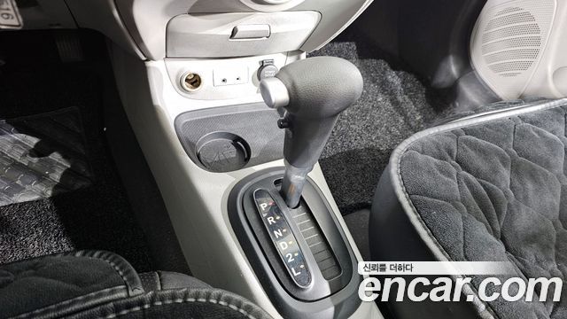 Hyundai Verna 2008 — photo 9