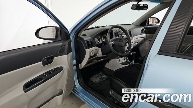 Hyundai Verna 2008 — photo 11