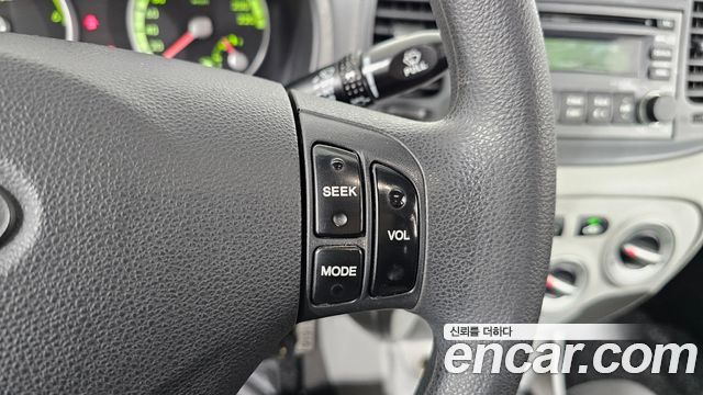 Hyundai Verna 2008 — photo 18