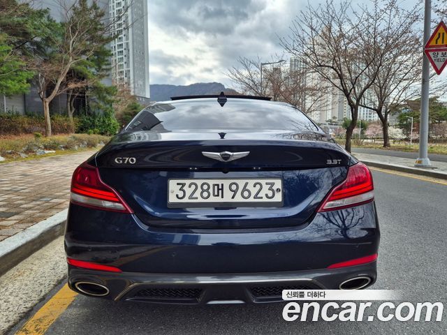 Genesis G70 2019 — photo 5