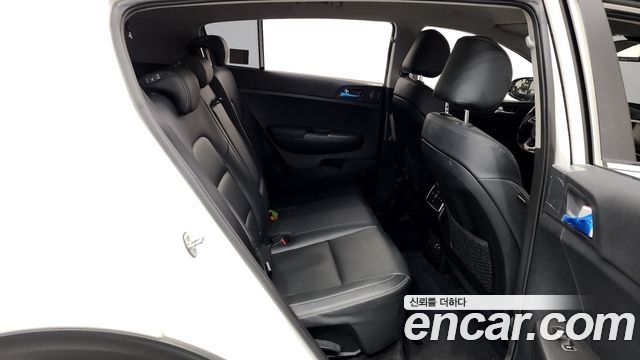 Kia Sportage 2021 — photo 12