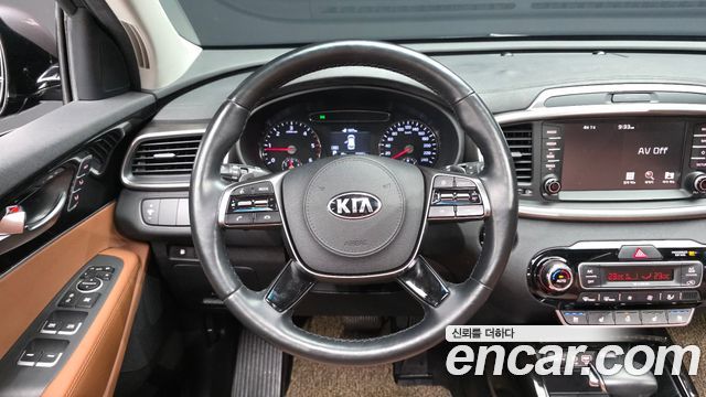 Kia Sorento 2018 — photo 13