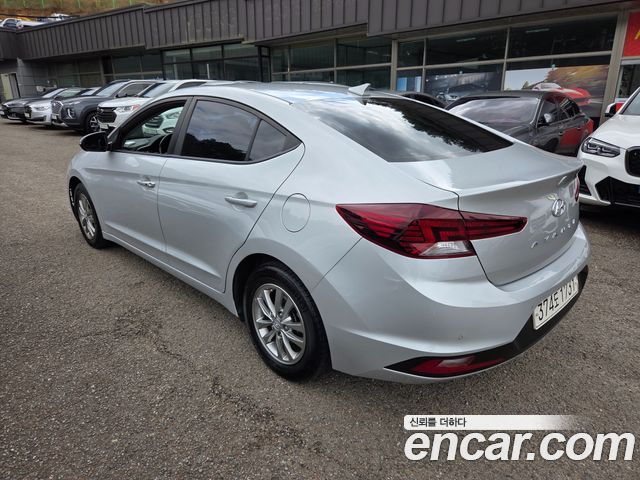 Hyundai AVANTE 2019 — photo 5