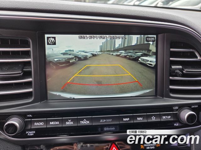 Hyundai AVANTE 2019 — photo 12