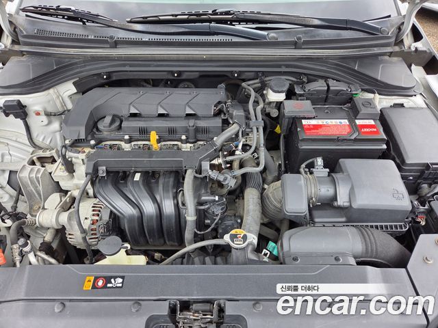 Hyundai AVANTE 2019 — photo 19