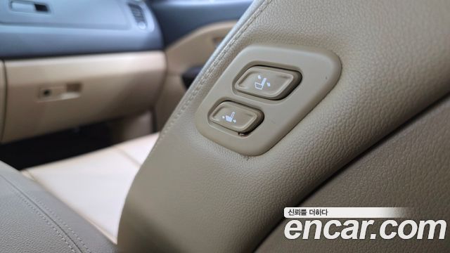 Kia Canival 2017 — photo 18