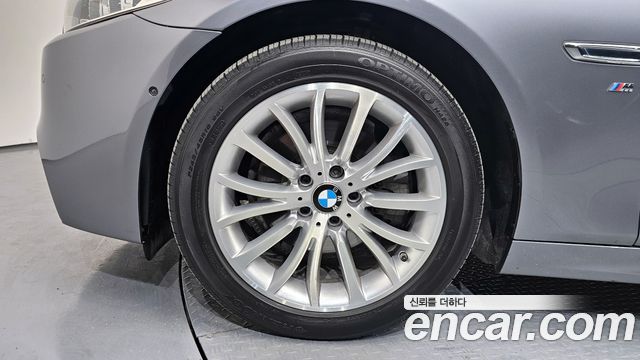 BMW 5-Series 2016 — photo 5