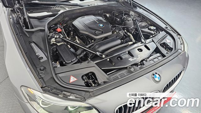 BMW 5-Series 2016 — photo 6