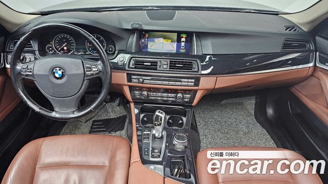 BMW 5-Series 2016 — photo 7