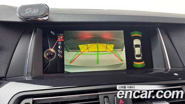 BMW 5-Series 2016 — photo 15