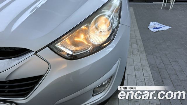 Hyundai Tucson 2012 — photo 8