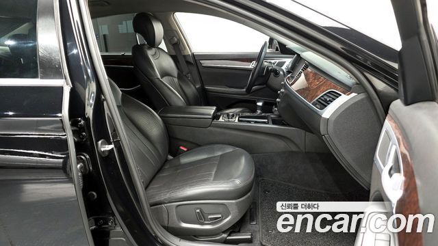 Hyundai Genesis 2016 — photo 11