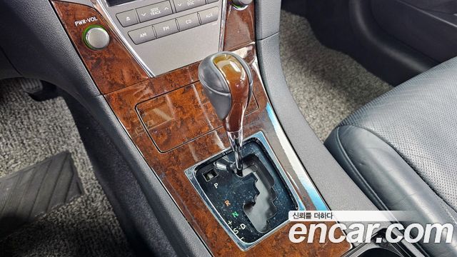 Lexus ES 2011 — photo 9