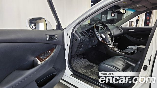 Lexus ES 2011 — photo 10