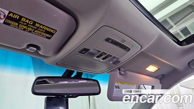 Lexus ES 2011 — photo 17