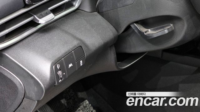 Hyundai AVANTE 2022 — photo 21