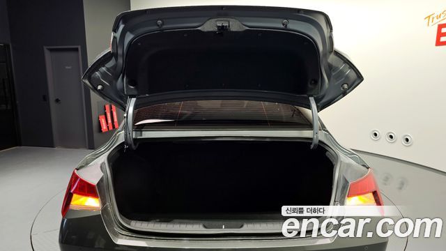 Hyundai AVANTE 2022 — photo 26