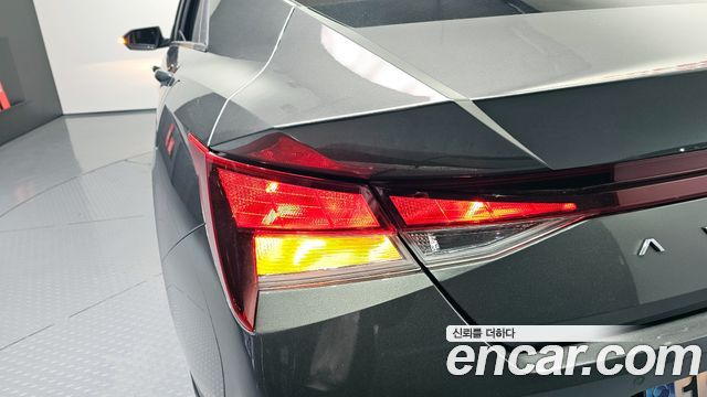 Hyundai AVANTE 2022 — photo 9