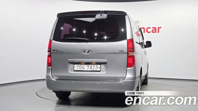 Hyundai Starex 2017 — photo 4