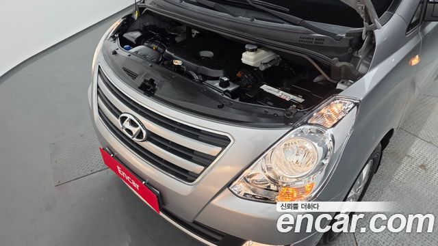 Hyundai Starex 2017 — photo 6