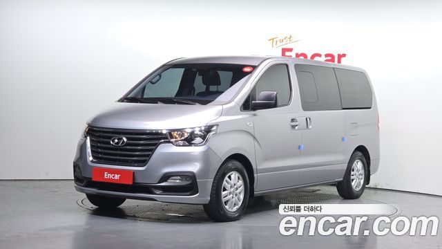Hyundai Starex 2020 — photo 1