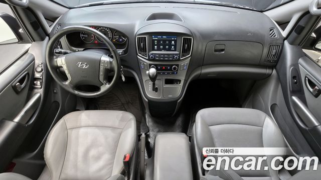 Hyundai Starex 2020 — photo 10
