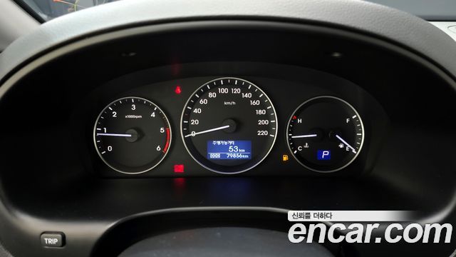 Hyundai Starex 2020 — photo 11