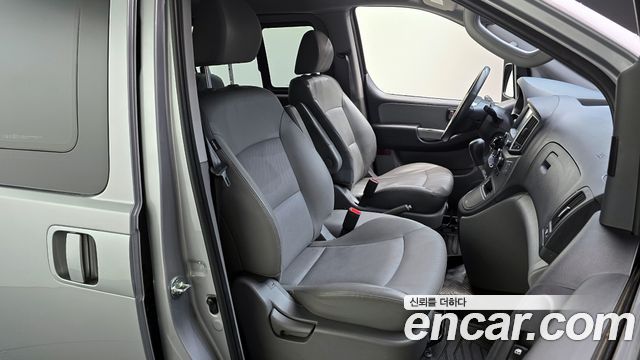 Hyundai Starex 2020 — photo 18