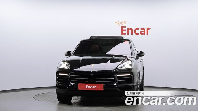Porsche Cayenne 2022 — photo 3