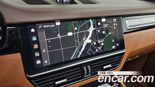 Porsche Cayenne 2022 — photo 14